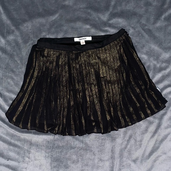 Dkny Other - DKNY girls black skirt, size 8